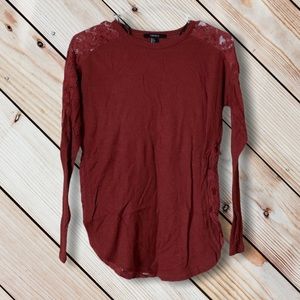 FOREVER 21 Flowy Lace Long Sleeve Thermal Top